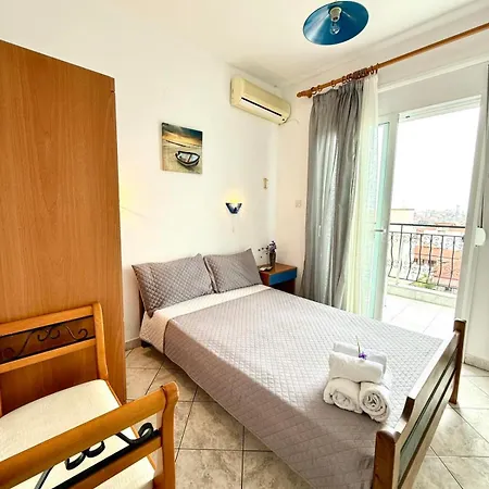 Stavros & By Bookvillaeu Apartman