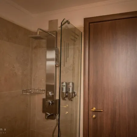 Apartament Kappa & By Bookvillaeu *